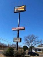 Sonic Drive-in outside