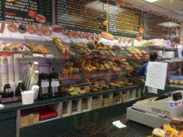 Wellwood Bagels And Bialys food