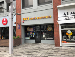 Ike's Love Sandwiches food