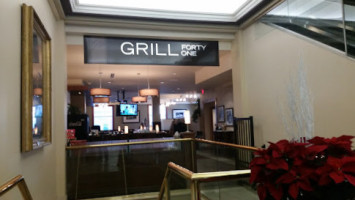 Grill 41 inside