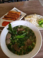 Pho 4 U food