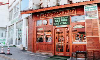 Gezgör Cağ Kebap outside