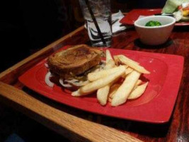 Red Robin Gourmet Burgers And Brews food