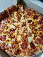 Pepperoncini's Pizza And Wings food