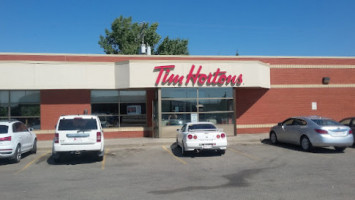 Tim Hortons outside