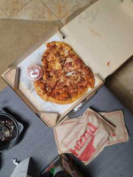 Pizza Hut food