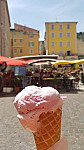 La Glace Hyeres outside