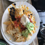 Bridgeway Cafe Dentro