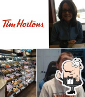 Tim Hortons outside