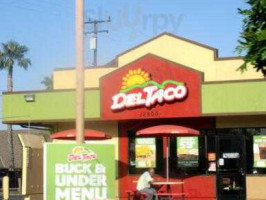 Del Taco food