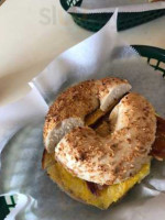 Bridgeway Bagel food