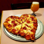 B C's Pizza & Beer Cibo
