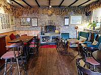 The George Inn inside