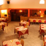 Bbq Pizzeria food