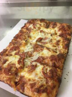 Gino's Pizza Sub Station food