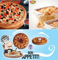 Family Pizza food