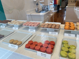 Macaron food