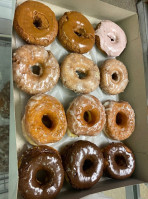 Old Fashioned Donuts outside