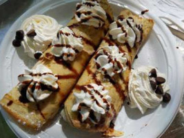 Yogurt Le Crepe food