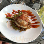 Maxfield's Dentro