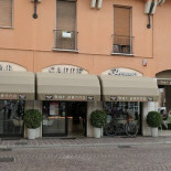 Penna Outside
