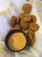 Buffalo Wild Wings Warrington food