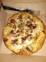 Domino's Pizza food