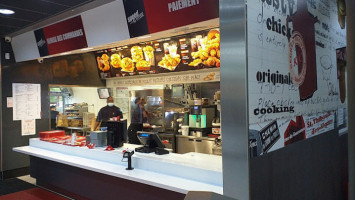 Kfc Saint-thibault inside