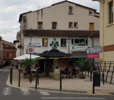 Le Jardin Gourmand outside