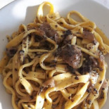 Trattoria La Torre Da Peppe Ole Se Magna À l'intérieur