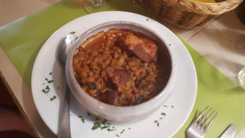 Ferme-auberge De Poumoué food