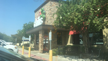 Chili's Grill outside