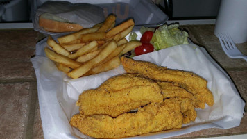 Harveys Fish Hut inside