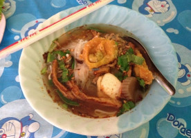 Su Ting Sian -soi Anamai 23 food