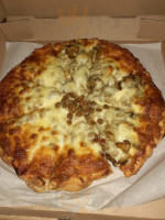 Giovanni's Pizza food