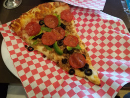 D'bronx Deli And Pizzeria food