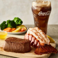 Outback Steakhouse Tampa Sheldon Rd food