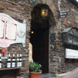Weinstube Schlossbergkeller Dentro