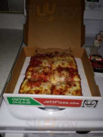 Jet's Pizza food