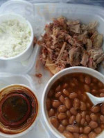 Big Oak Bbq food