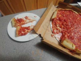 Chicago Street Pizza food