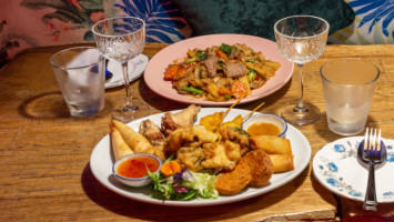 The Beachcomber Tiki Bar Thai Restaurant food