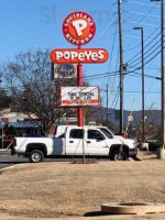 Popeyes Louisiana Kitchen inside