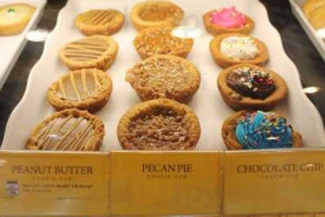 Nestle Tollhouse Cafe food