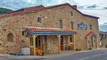 La Ferme De La Croix outside