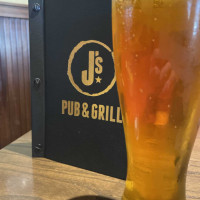 Johnny J's Pub food