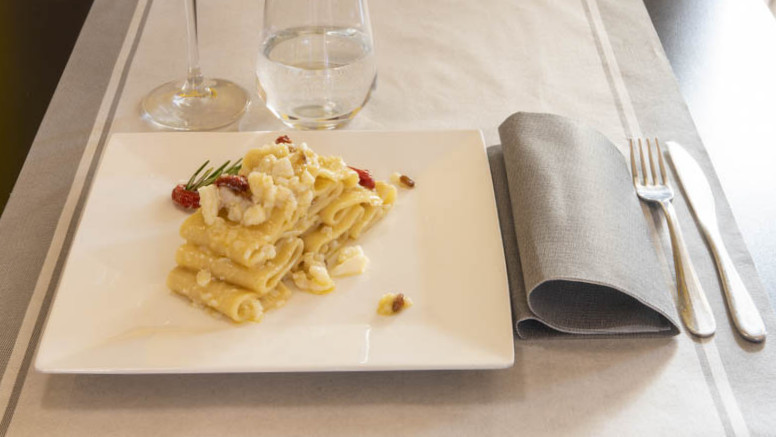 I Paccheri Dentro