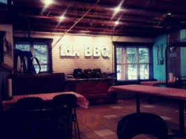 I.d.k. Barbecue inside