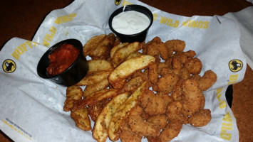 Buffalo Wild Wings food