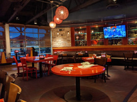 Red Robin Gourmet Burgers And Brews food